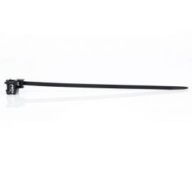 Een zwarte KC20 'edge clip' bevestigingsclip met een zwarte kabelbinder bevestigd aan de zijkant van de edge clip, op een witte achtergrond.;Een zwarte KC20 'edge clip' bevestigingsclip met een kabelbinder aan de zijkant bevestigd, die in een lus terug is